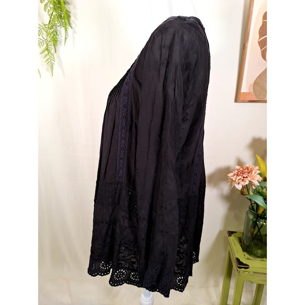 Johnny Was Women's Black Button-Up Long-Sleeve Blouse Embroidered Small - Picture 5 of 6